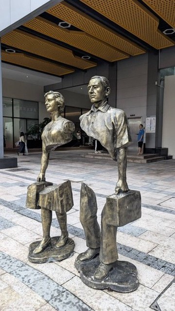 深圳視察中に見た街のアート展示